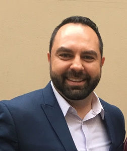 Meet your Posher, Araz